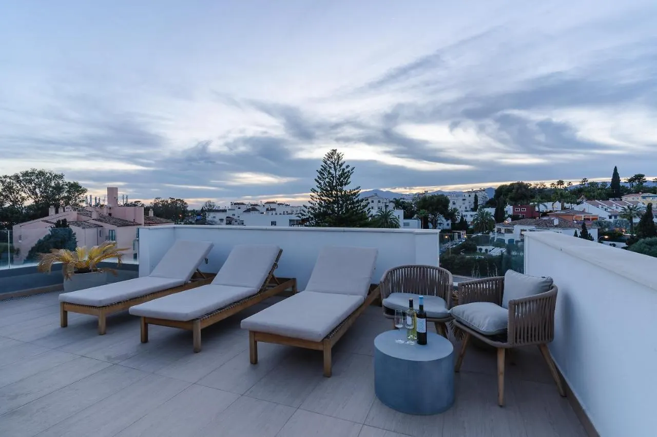 Penthouse - Royal Banus Apartment Marbella 0*,